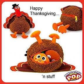 Happy Thanksgiving meme - hugs.jpg